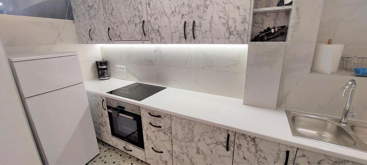Athens Plaka Family Suites Экстерьер фото