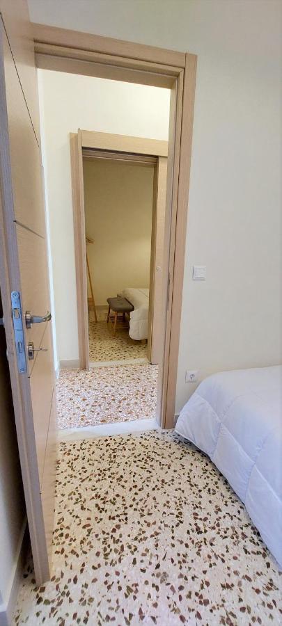 Athens Plaka Family Suites Экстерьер фото